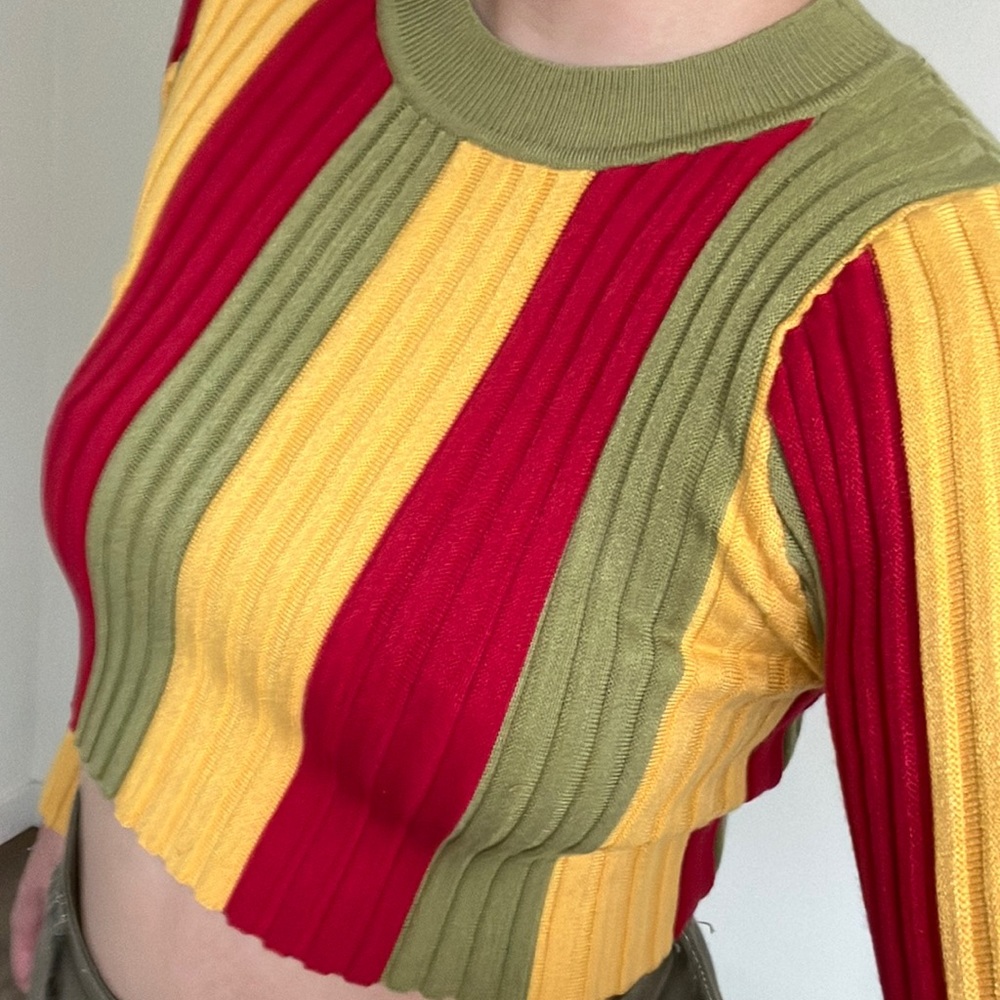 Cropped Long Sleeve Sweater